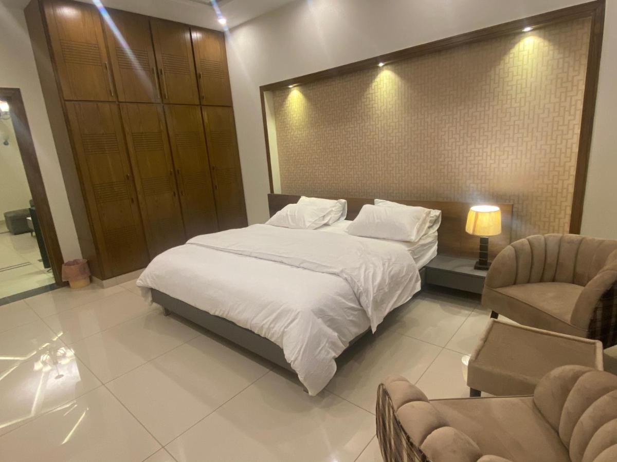 Luxury Guest House In Bahria Town Rawalpindi Buitenkant foto
