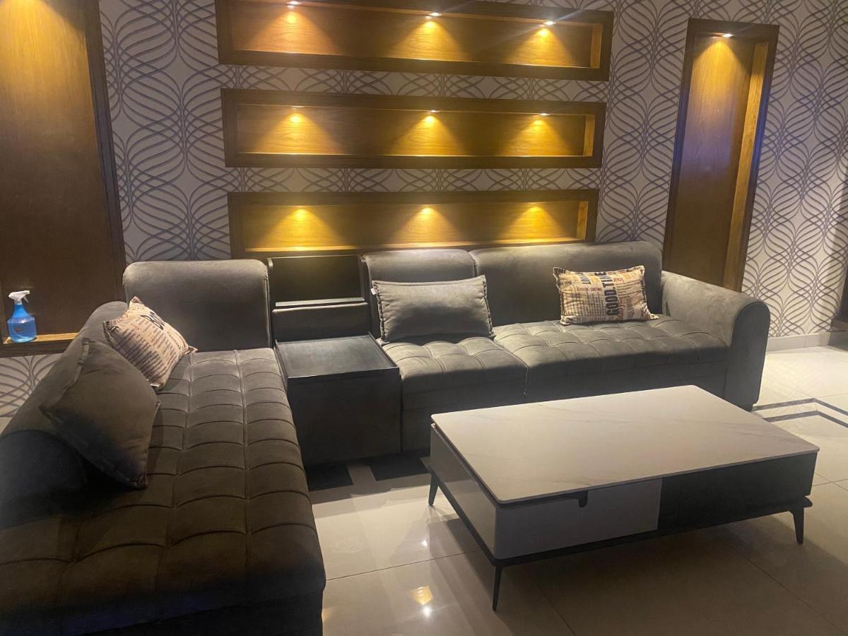 Luxury Guest House In Bahria Town Rawalpindi Buitenkant foto