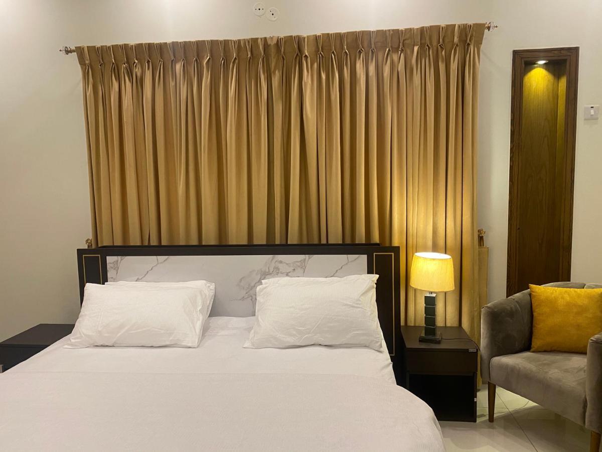 Luxury Guest House In Bahria Town Rawalpindi Buitenkant foto
