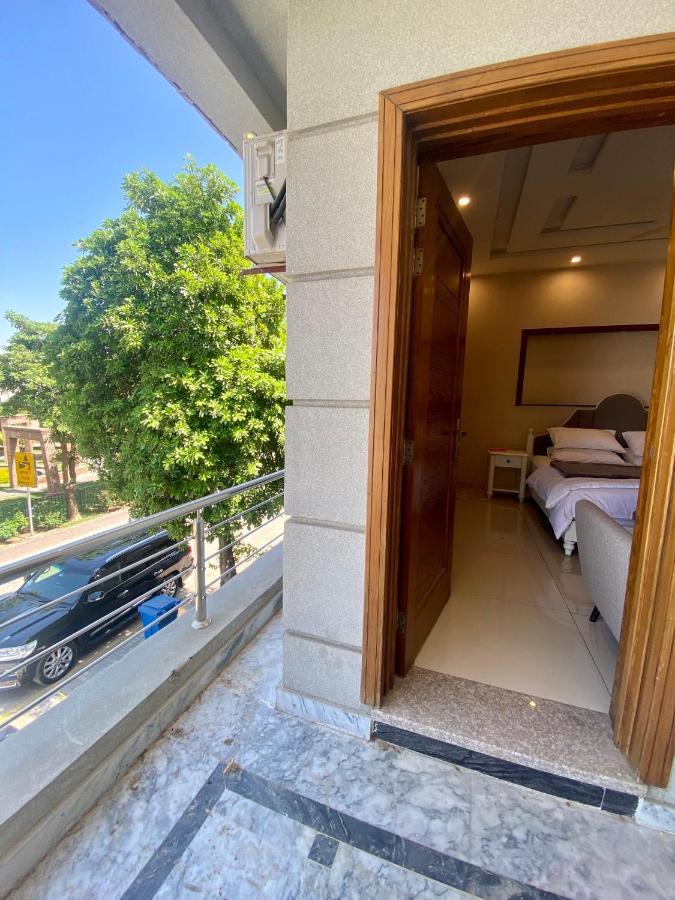 Luxury Guest House In Bahria Town Rawalpindi Buitenkant foto